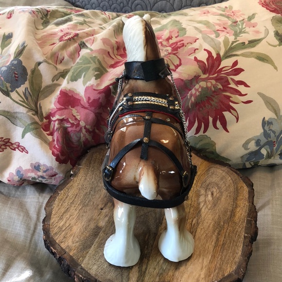 ANTIQUE MCM Porcelain Horse Clydesdale w/ accoutrements Figurine Budweiser Beer - Picture 8 of 16